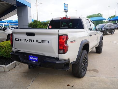 New 2026 Chevrolet Colorado Trail Boss AWD/4WD image 9