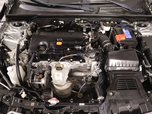 Used 2024 Honda Civic Sport image 18