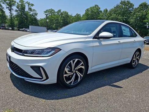 New 2026 Volkswagen Jetta SEL FWD image 2
