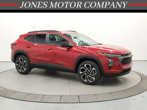 New 2026 Chevrolet Trax RS FWD image 1