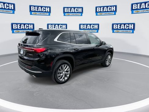 Used 2026 Buick Enclave Preferred FWD image 8