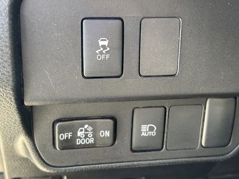 Certified 2023 Toyota Tacoma SR5 image 25