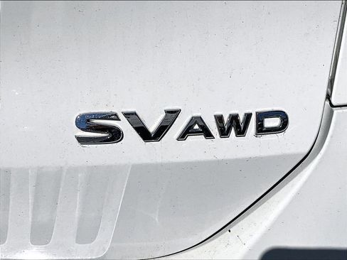 Used 2016 Nissan Rogue SV w/ SV Premium Package image 8