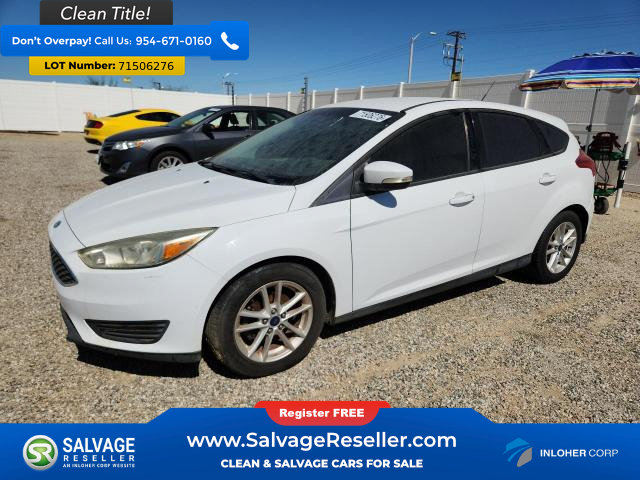 Used 2015 Ford Focus SE FWD image 1