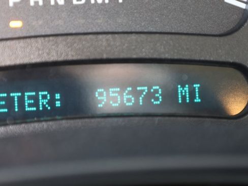 Used 2006 Chevrolet Silverado 2500 LT w/ Heavy-Duty Power Package image 14