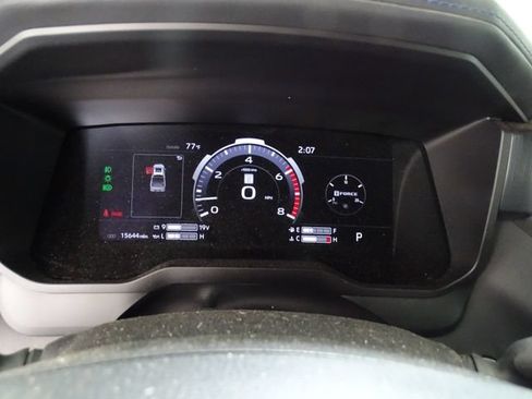Used 2024 Toyota Tundra Platinum AWD/4WD image 17