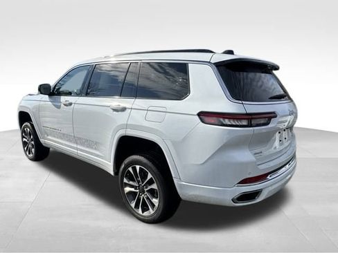 Used 2024 Jeep Grand Cherokee L Overland w/ Luxury Tech Group IV image 6