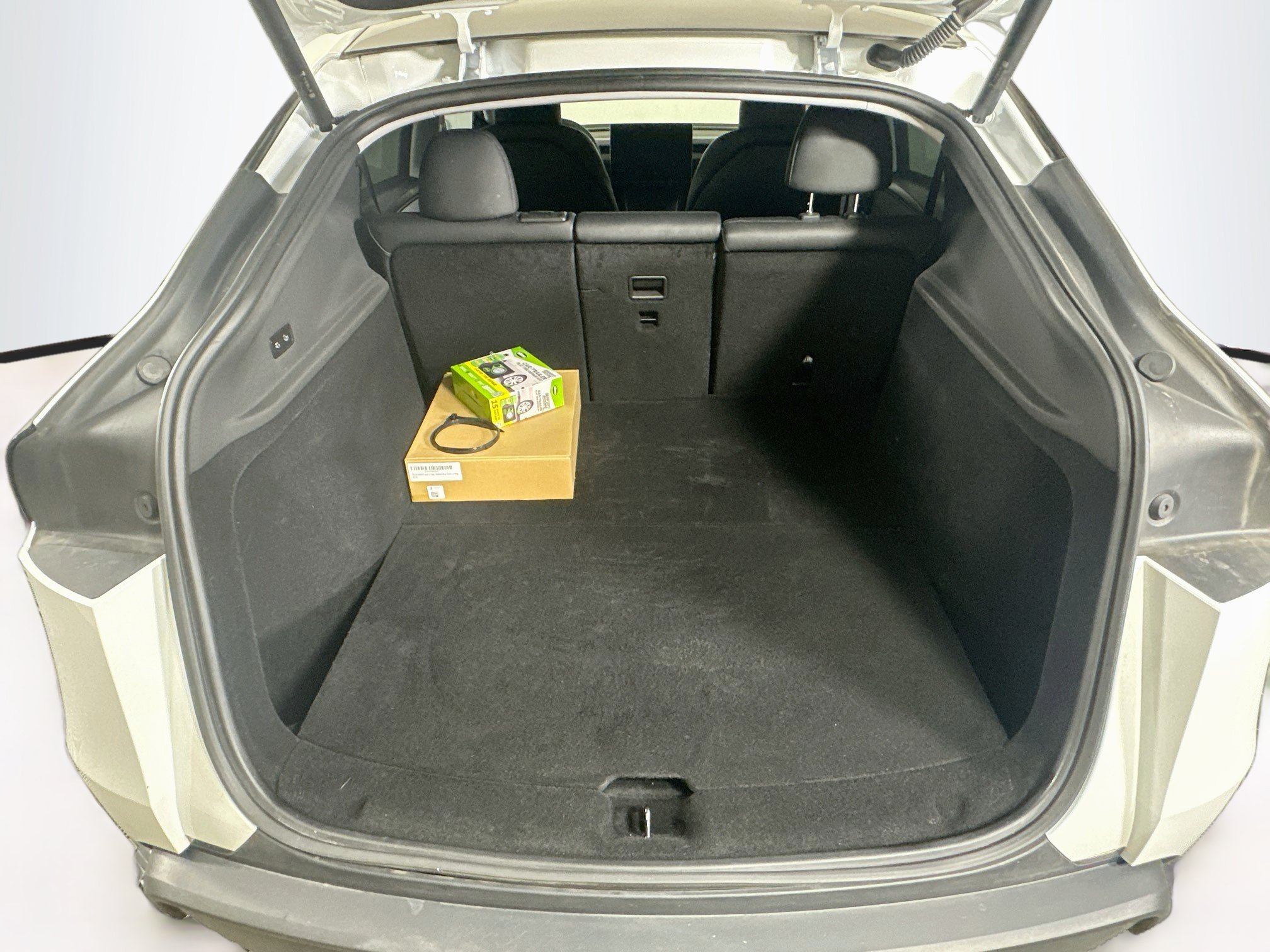 Used 2026 Tesla Model Y AWD image 28
