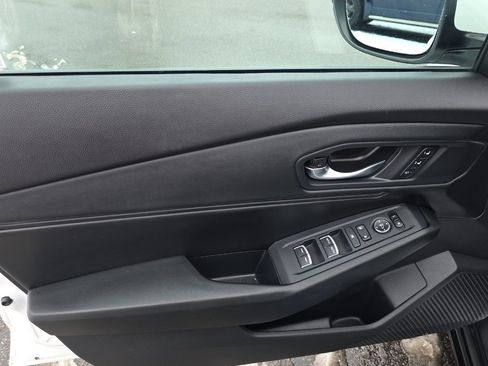 Used 2023 Honda Accord EX-L image 10