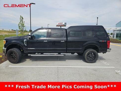 Used 2017 Ford F250 XLT w/ XLT Premium Package AWD/4WD image 1