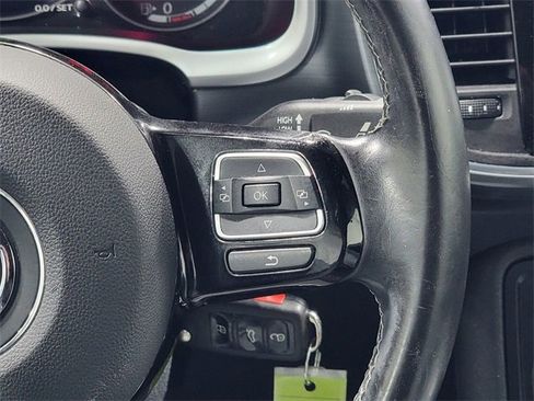 Used 2016 Volkswagen Beetle 1.8T Denim image 26