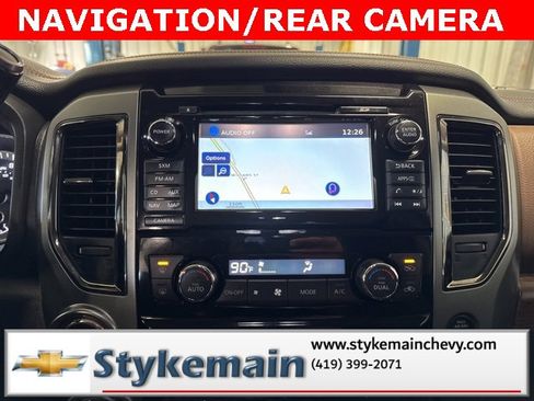 Used 2017 Nissan Titan Platinum Reserve image 3