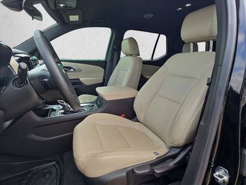 Used 2023 Chevrolet Traverse LS w/ Safety Package FWD image 15