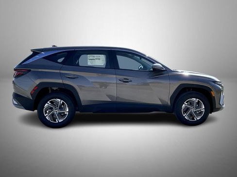 New 2026 Hyundai Tucson Blue SE image 4