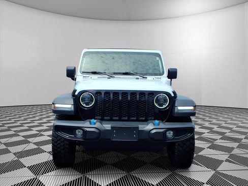 Certified 2023 Jeep Wrangler Unlimited w/ Sun & Screen Package AWD/4WD image 2