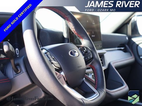 Certified 2025 Ford Explorer ST-Line w/ ST-Line Street Pack image 26