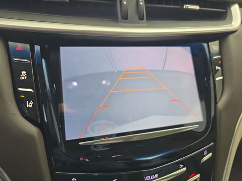 Used 2013 Cadillac XTS Platinum image 20