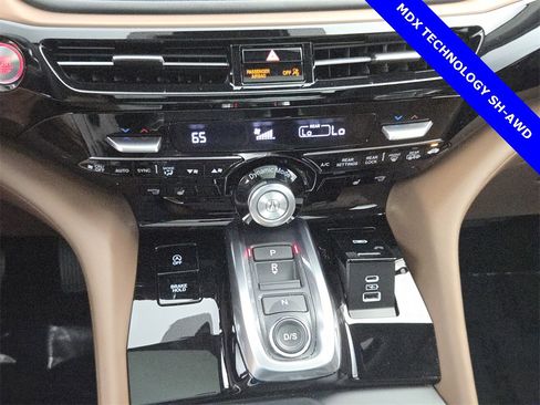 Used 2023 Acura MDX SH-AWD w/ Technology Package image 34