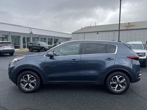Used 2020 Kia Sportage LX image 7