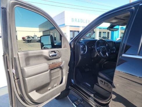 Used 2020 GMC Sierra 2500 Denali w/ Denali Ultimate Package image 29