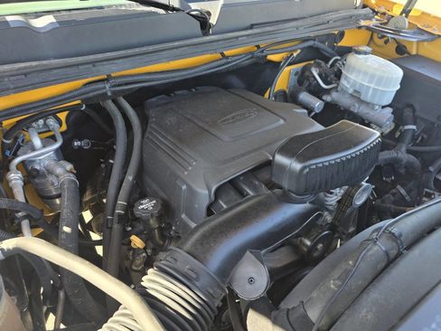 Used 2013 Chevrolet Silverado 2500 W/T AWD/4WD image 44