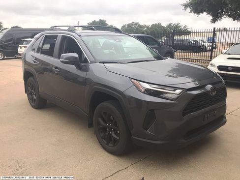 Used 2023 Toyota RAV4 XLE FWD image 6