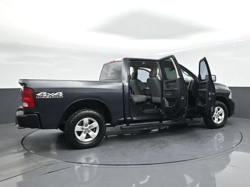 Used 2018 RAM 1500 Express AWD/4WD image 66