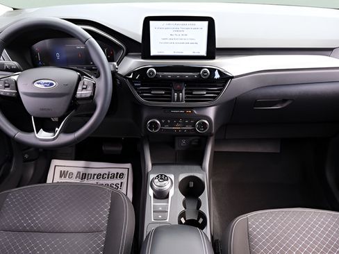 Used 2023 Ford Escape Active AWD/4WD image 12