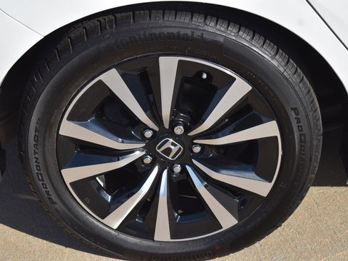 Used 2024 Honda Civic EX-L image 13