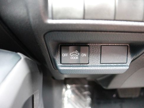 Used 2025 Toyota Tacoma TRD Off-Road AWD/4WD image 25