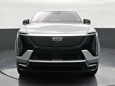 Certified 2026 Cadillac Escalade IQ Luxury 1 AWD/4WD image 8