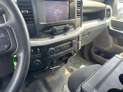Used 2023 Ford F150 XL w/ Trailer Tow Package RWD image 10