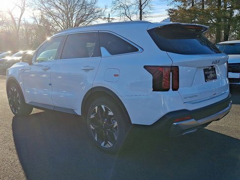 New 2025 Kia Sorento EX w/ Panoramic Sunroof Package image 3