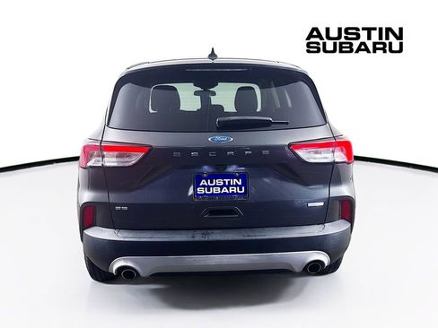 Used 2020 Ford Escape SE image 6