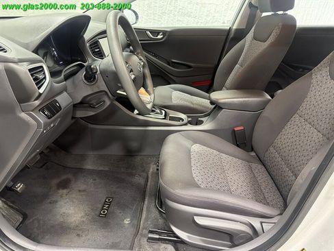 Used 2018 Hyundai Ioniq Blue FWD image 23