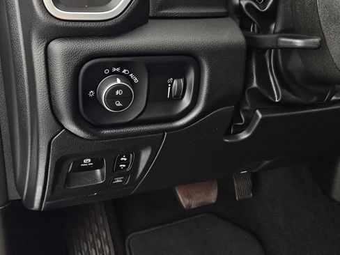 Used 2025 RAM 1500 Lone Star AWD/4WD image 23