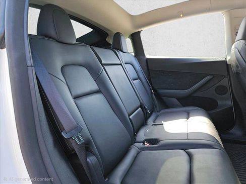 Used 2023 Tesla Model Y Long Range AWD/4WD image 16