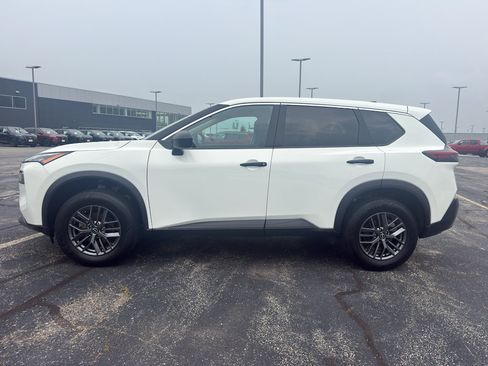 Certified 2023 Nissan Rogue S AWD/4WD image 6