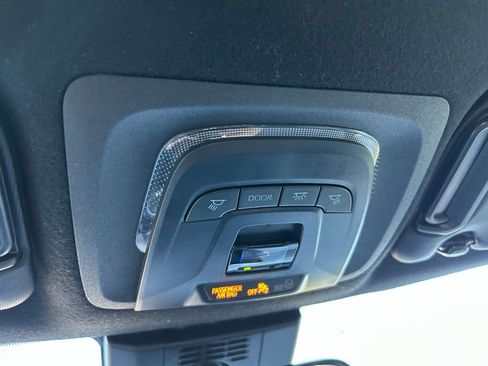 Used 2024 Toyota Corolla SE image 25