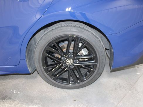 Used 2025 Toyota Camry SE FWD image 23
