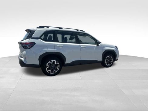 Used 2026 Subaru Forester AWD/4WD image 9