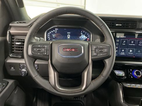 Used 2025 GMC Sierra 1500 AT4 w/ AT4 Premium Package image 19