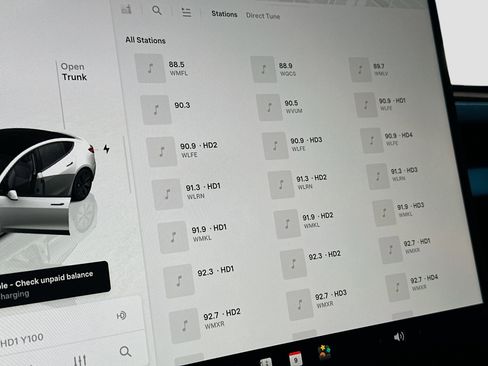 Used 2025 Tesla Model 3 Long Range image 14