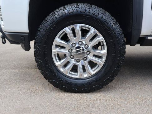 Used 2021 GMC Sierra 2500 Denali w/ Denali Ultimate Package AWD/4WD image 18