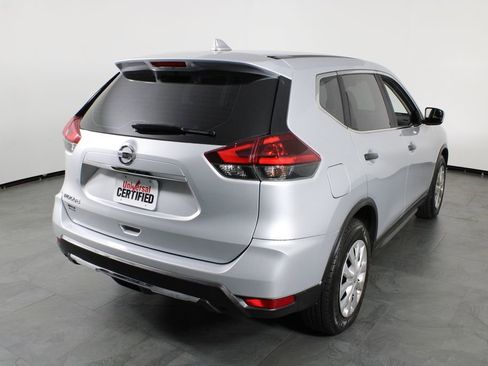 Used 2019 Nissan Rogue S FWD image 15