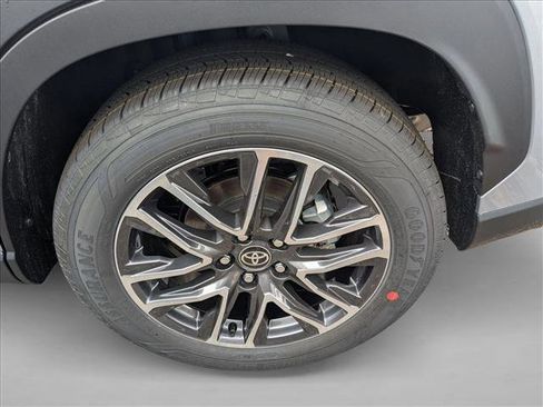 New 2026 Toyota Corolla Cross XLE image 9