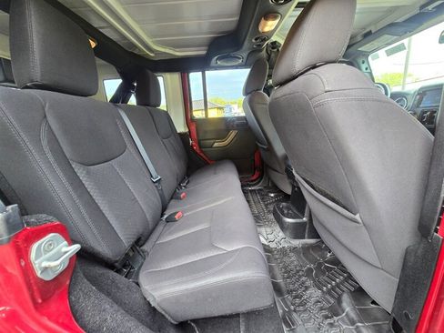 Used 2013 Jeep Wrangler Unlimited Sport AWD/4WD image 15