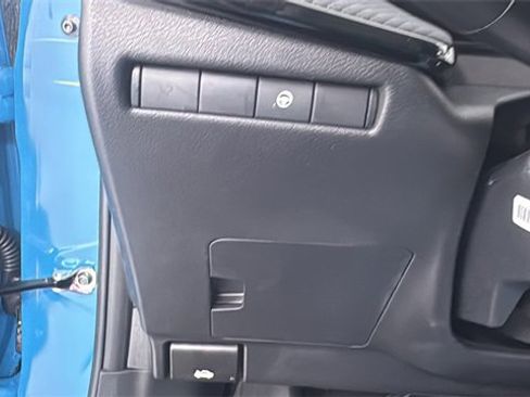 New 2026 Nissan Kicks SR w/ Cold Weather Package image 32