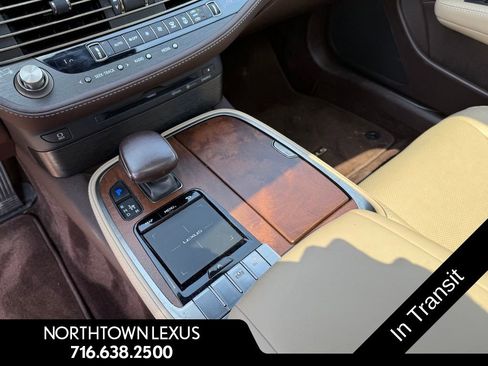 Used 2019 Lexus LS 500 RWD image 12