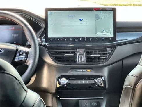 Used 2025 Ford Escape ST-Line w/ Equipment Group 301A image 18